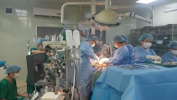 Đưa 2 lá gan từ Bắc vào Nam cứu bệnh nhân thoát cửa tử trong đêm