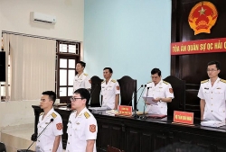 cuu thu truong nguyen van hien bi tuyen phat 4 nam tu