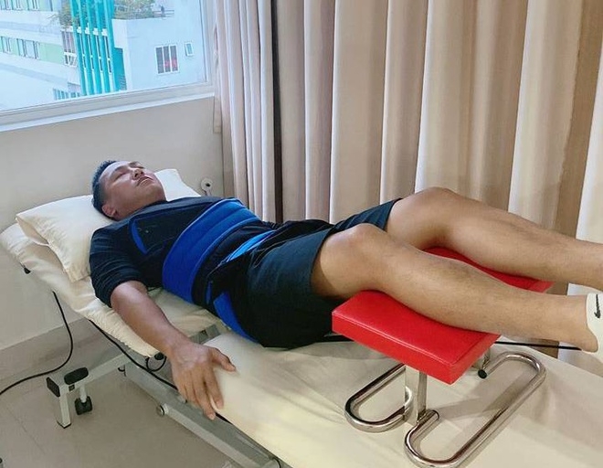 tin tuc giai tri sao viet hom nay 225 hoa hau dang thu thao da ha sinh con trai