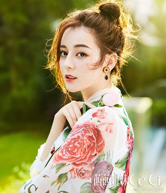 hoang thuy lot top 100 my nhan dep nhat the gioi