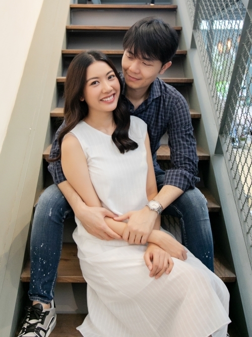 a hau thuy van dang ky ket hon voi doanh nhan nhat vu