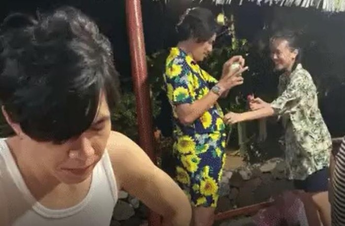 tin tuc giai tri sao viet hom nay 56 dong thai la cua quang hai va huynh anh tren mang xa hoi