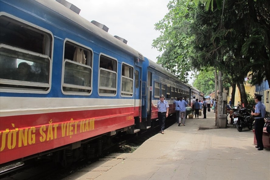 trien khai lap wifi tren toan bo tau khach duong sat bac nam
