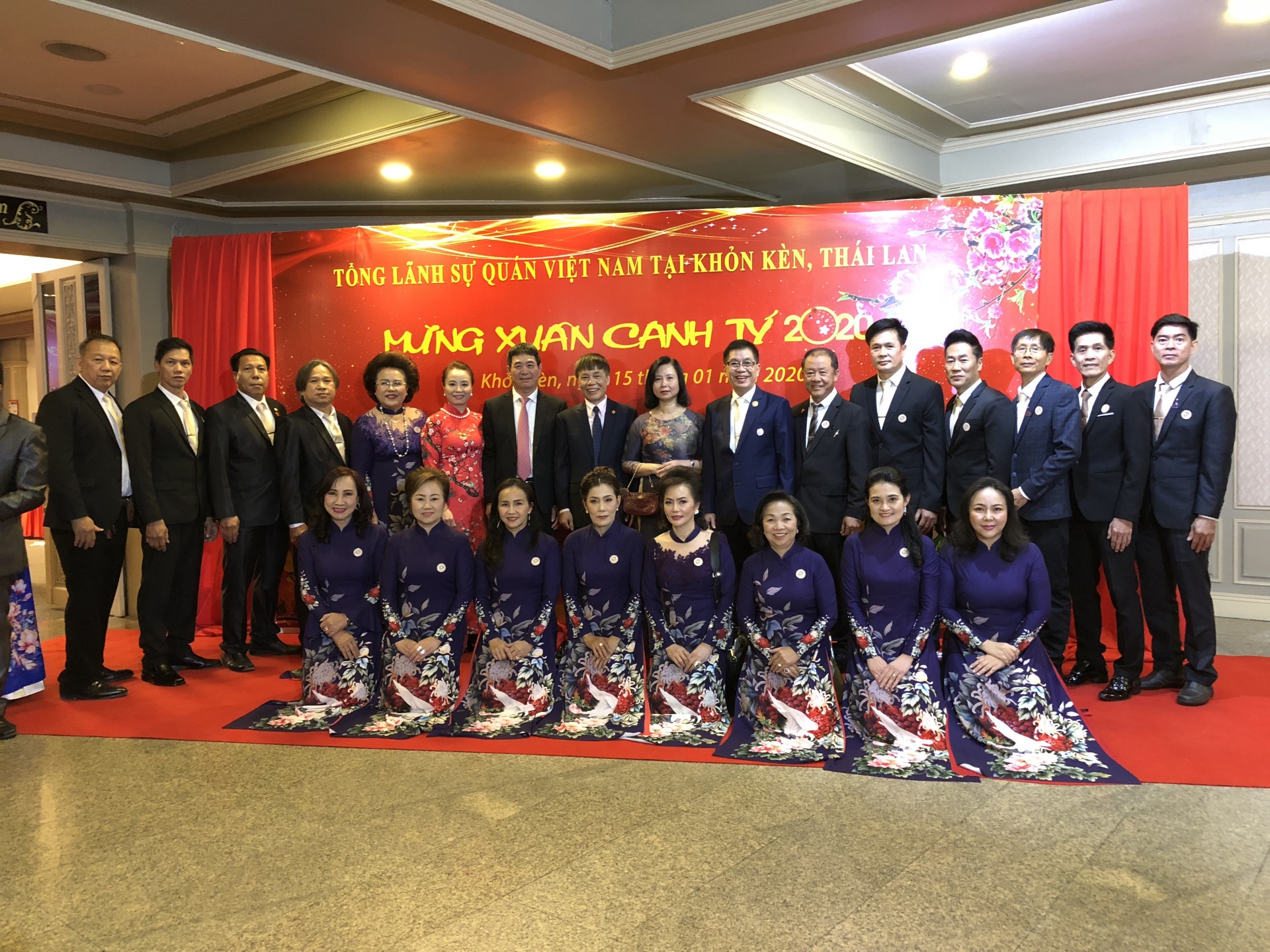 tong lanh su quan viet nam tai khonkean thai lan to chuc tet cong dong xuan canh ty 2020