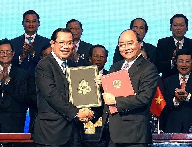Tăng cường hiệu quả công tác thực hiện nhiệm vụ kép trong công tác quản lý, bảo vệ tuyến biên giới Việt Nam – Campuchia