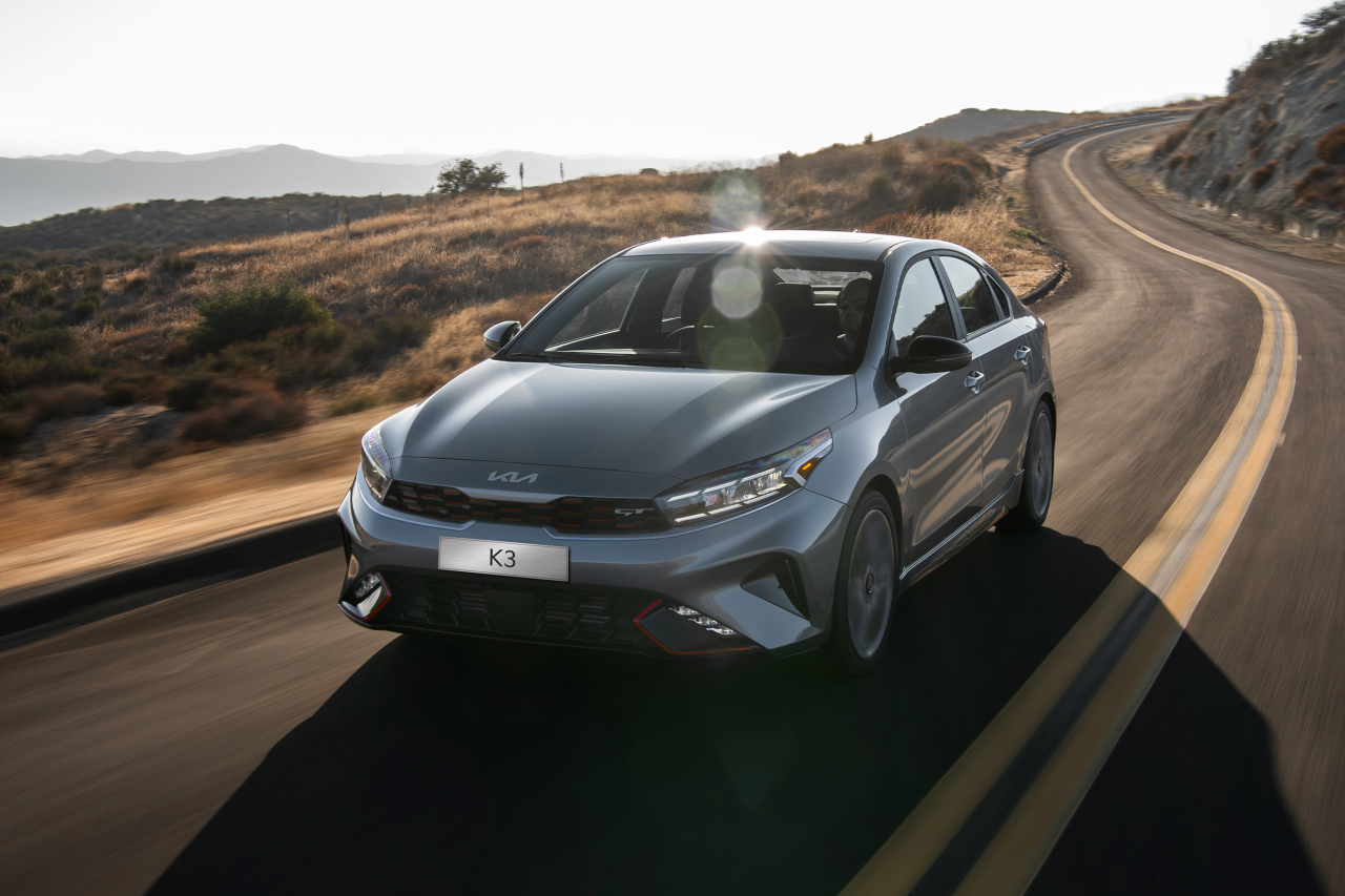 bo doi kia k3 turbo gt 20 premium them lua chon cho khach hang yeu thich the thao manh me