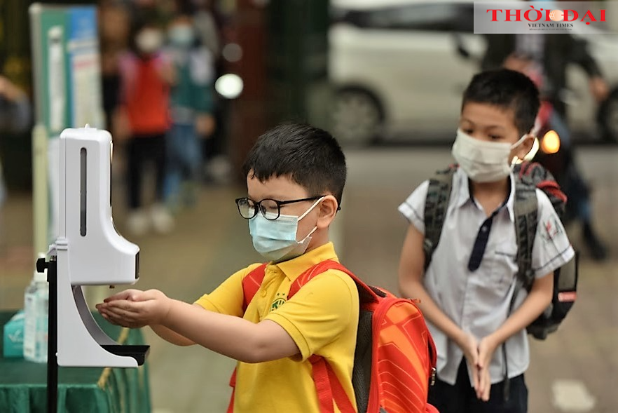 Hơn 1 triệu học sinh Hà Nội hào hứng trở lại trường