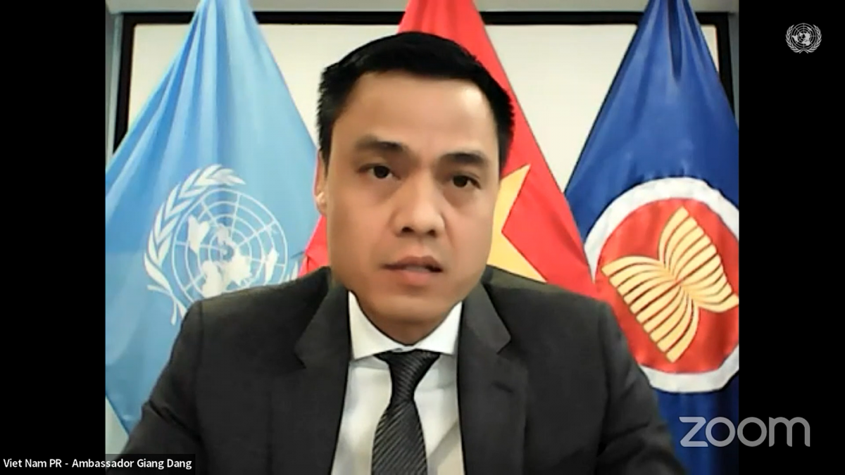 viet nam nhan manh vai tro cua hoa binh trong phat trien ben vung