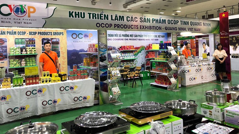 Thương hiệu Việt hiện diện thường xuyên trong các hội chợ của Lào