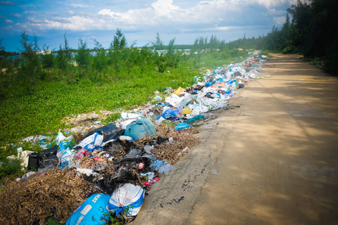 hanh trinh 3260 km cua nguoi san rac khap bo bien viet nam