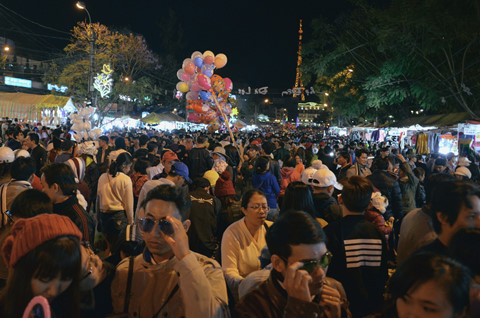 da lat xo lech va nhung noi buon cua thanh pho suong