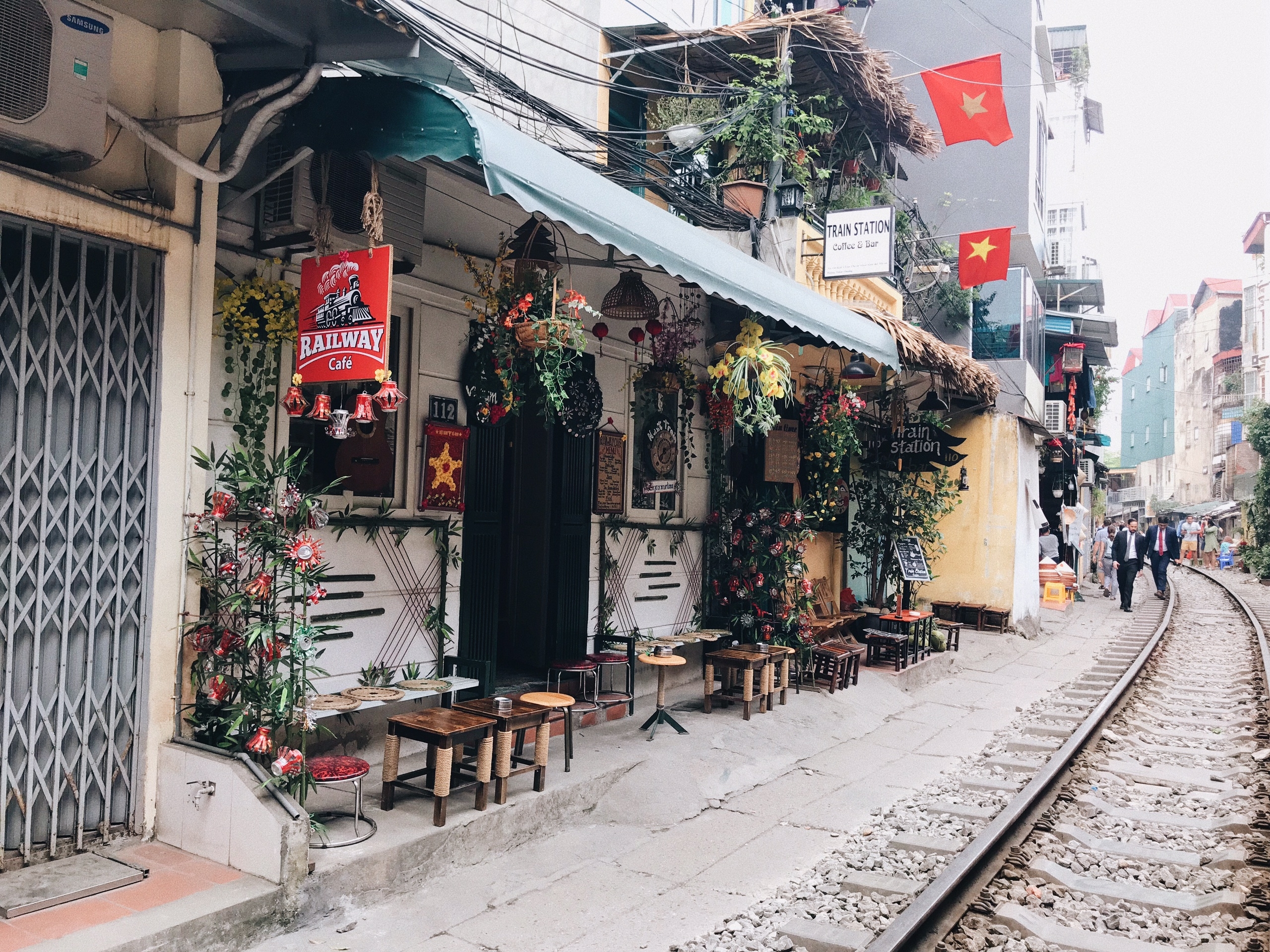Phố đường tàu Hà Nội: Từ dấu lặng tới khúc cong huyền thoại pho duong tau ha noi tu dau lang toi khuc cong huyen thoai