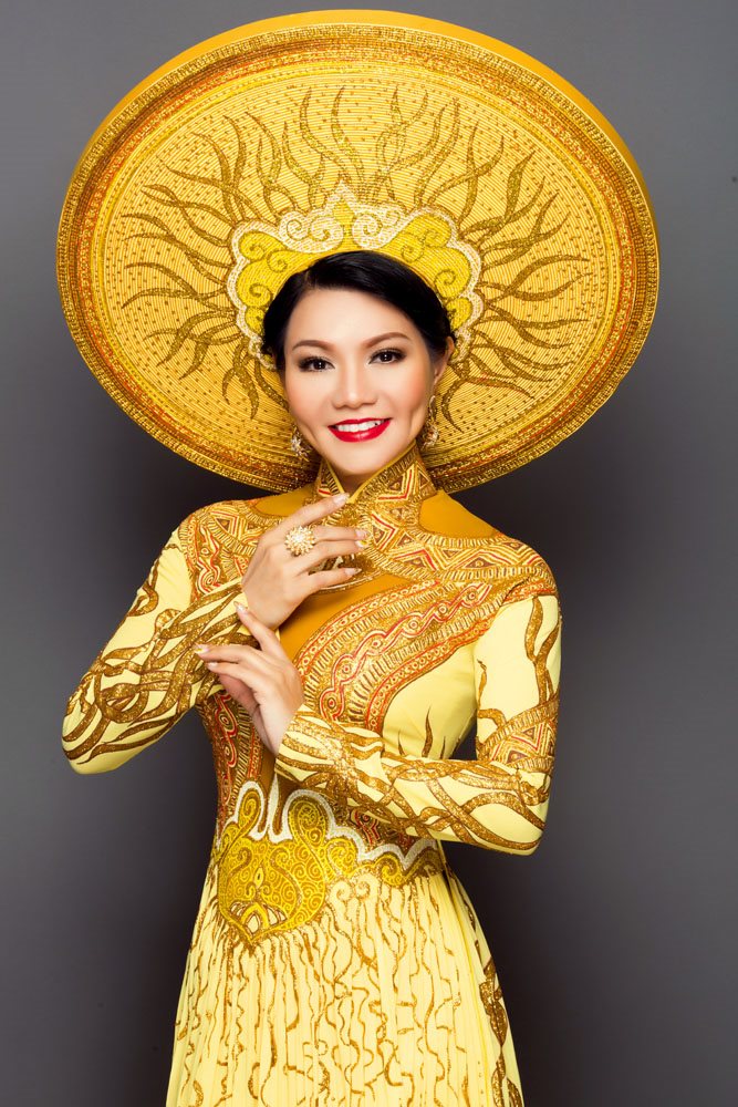 ngoc huyen nghe si cai luong dau tien nhan nut bac youtube