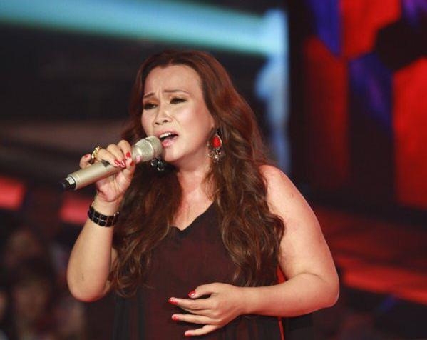 kim loan ruc lua tai the voice va hinh anh gay go cuoi doi