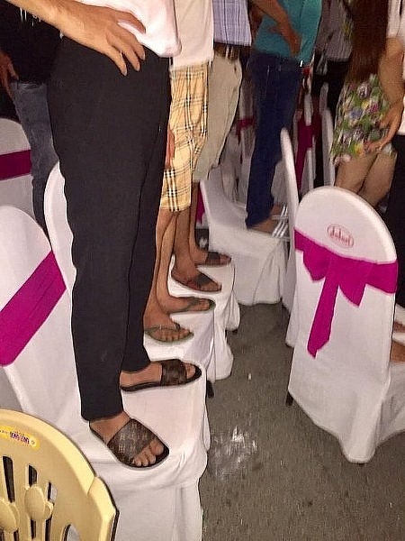 Các điểm du lịch sau ngày nghỉ Giỗ tổ Hùng Vương: Nơi tranh thủ "chặt chém", nơi chìm trong "biển rác" cac diem du lich sau ngay nghi gio to hung vuong noi tranh thu chat chem noi chim trong bien rac