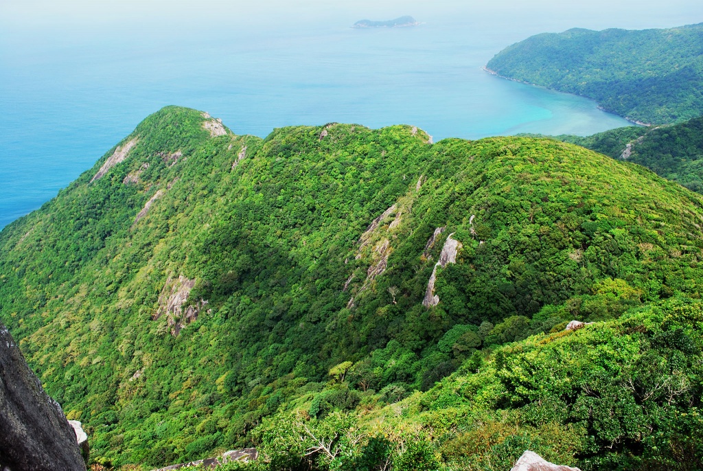 Tháng 5, về thăm Côn Đảo - "Bàn thờ Tổ quốc" thang 5 ve tham con dao ban tho to quoc