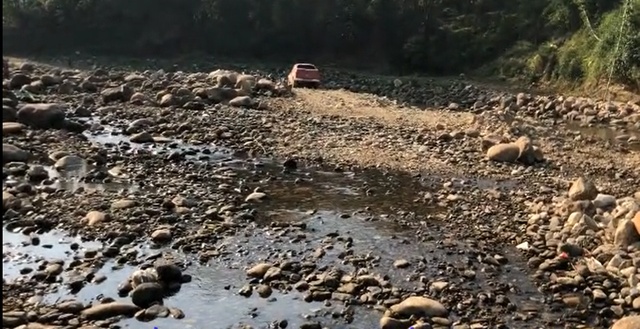 Sa Pa mất nước trước dịp nghỉ lễ 30/4 - 1/5: Cuộc sống người dân đảo lộn, khách du lịch "kêu trời" sa pa mat nuoc truoc dip nghi le 304 15 cuoc song nguoi dan dao lon khach du lich keu troi