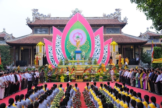 Thông điệp chúc mừng Đại lễ Phật đản LHQ lần thứ 16 của Chủ tịch Ủy ban Trung ương MTTQ Việt Nam thong diep chuc mung dai le phat dan lhq lan thu 16 cua chu tich uy ban trung uong mttq viet nam