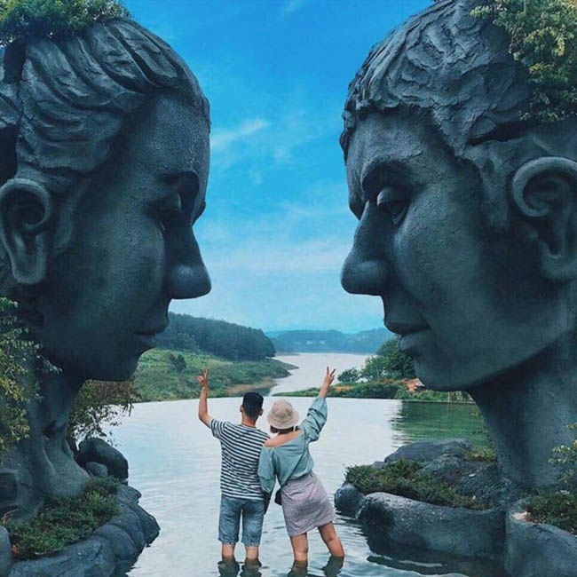 gioi tre dung ngoi khong yen voi ho vo cuc o da lat