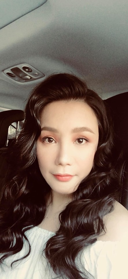 facebook sao viet hom nay 245 pham huong khoe can ho dep long lay o my thu thuy up mo tiet lo nguoi yeu moi