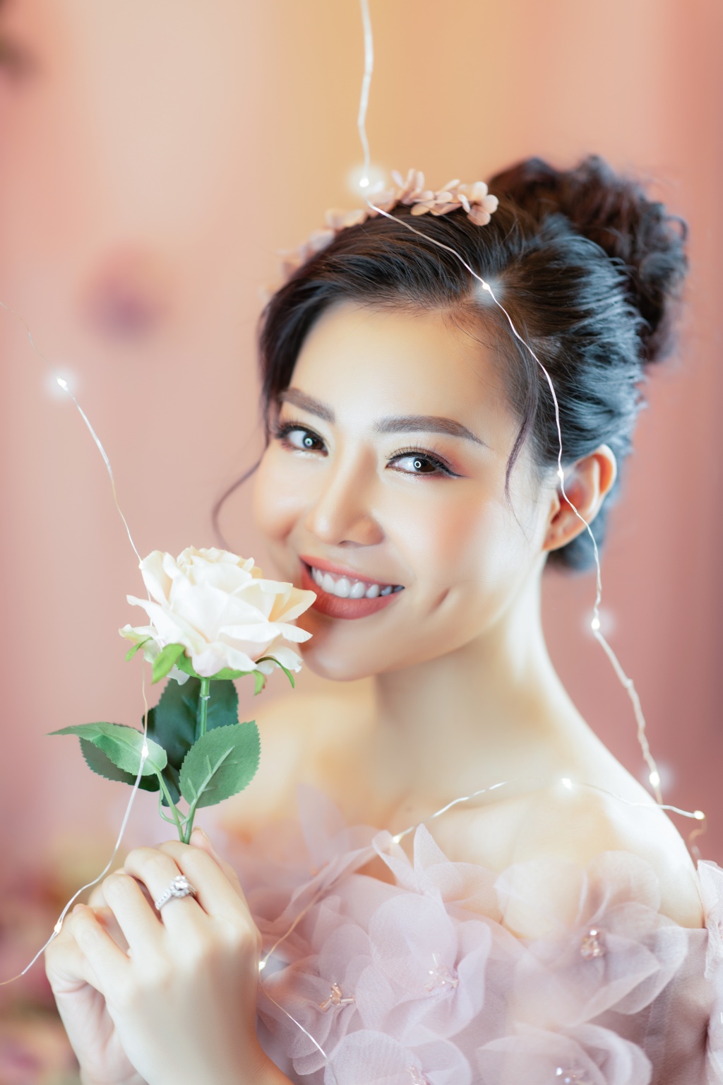 facebook sao viet hom nay 245 pham huong khoe can ho dep long lay o my thu thuy up mo tiet lo nguoi yeu moi