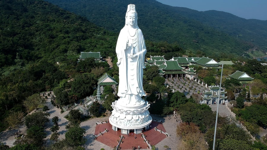 hai buc anh chup ve viet nam lot top anh du lich dep 2019 cua cnn