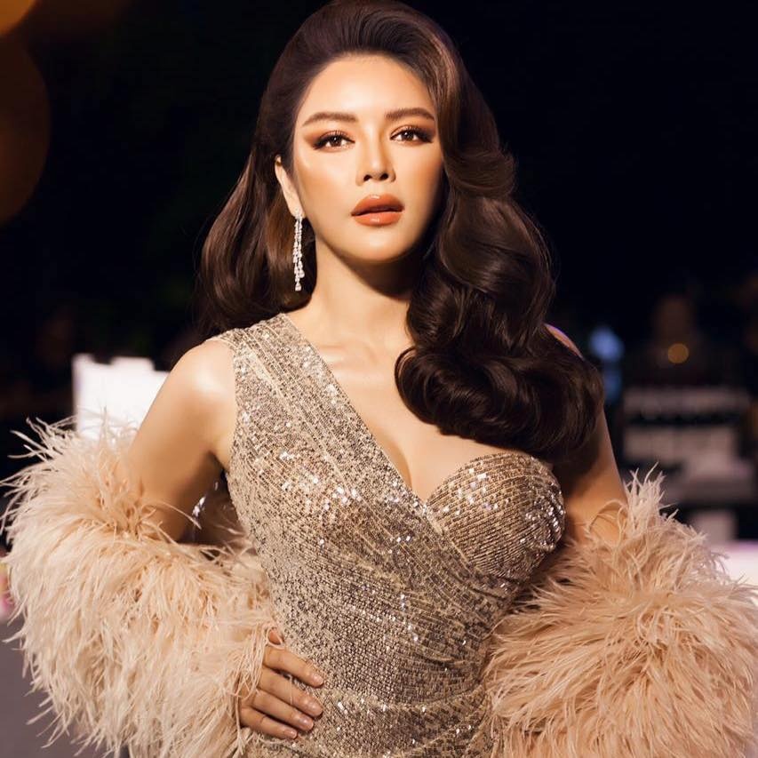 ly nha ky giau co va quyen luc co nao