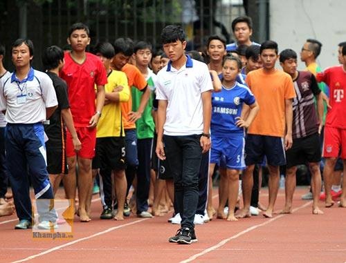 lo loat anh dan cau thu tuyen viet nam thoi con miet mai den sach giua ky thi thpt quoc gia