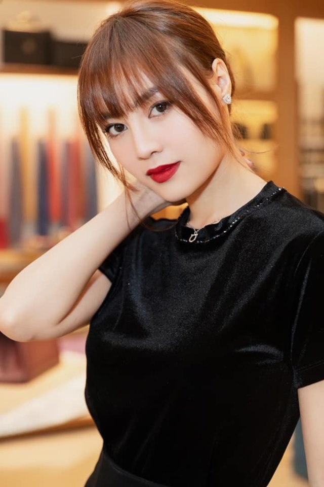 facebook sao viet hom nay 87 he lo nguoi yeu cua son tung m tp