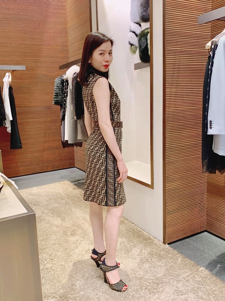 facebook sao viet hom nay 97 pham huong tra loi nguoi ham mo ve viec tro lai viet nam