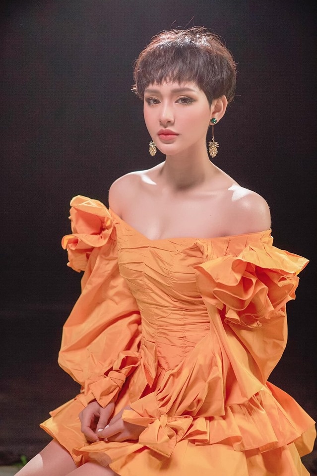 facebook sao viet hom nay 137 ha anh tiep tuc khien dan mang day song a hau hoang oanh co thai