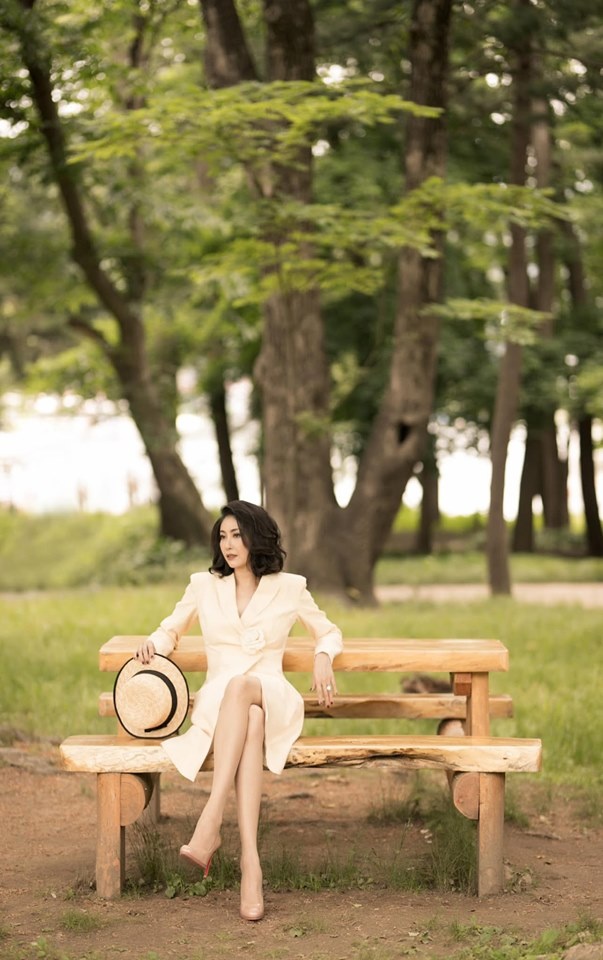 facebook sao viet 167 hoa hau do my linh va me dang ky hien tang