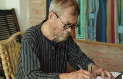 tac gia em oi ha noi pho nha tho phan vu qua doi o tuoi 93