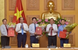 Trao sổ hưu cho nhiều cán bộ Văn phòng Chính Phủ