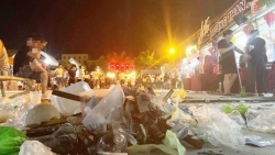 [Ảnh]: Rác thải 'bủa vây' Festival Văn hóa Ẩm thực Du lịch Quốc tế ở Nghệ An