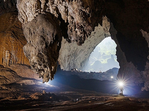 quang binh hoi dong ky luc chau a xac lap them ky luc moi dong thien duong