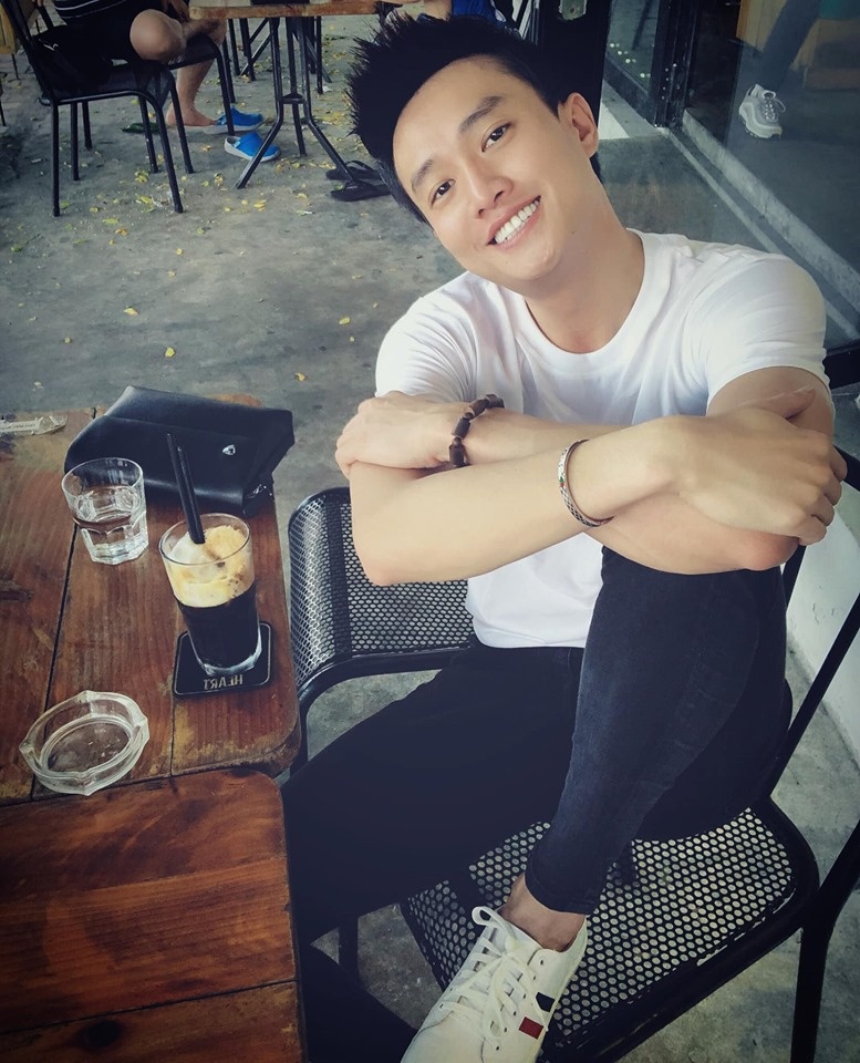 facebook sao viet hom nay 227 giua tam bao bi chi trich vi vai nha tieu tam vo cu viet anh bong gio quynh nga