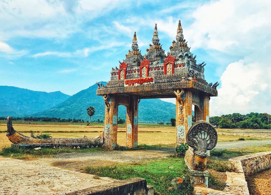 Có một 'cổng trời thời gian' không thể bỏ lỡ ở An Giang co mot cong troi thoi gian khong the bo lo o an giang