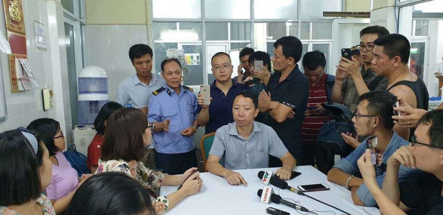 cuoc doi chat giua phu huynh va nha truong vu hoc sinh lop 1 truong quoc te gateway tu vong