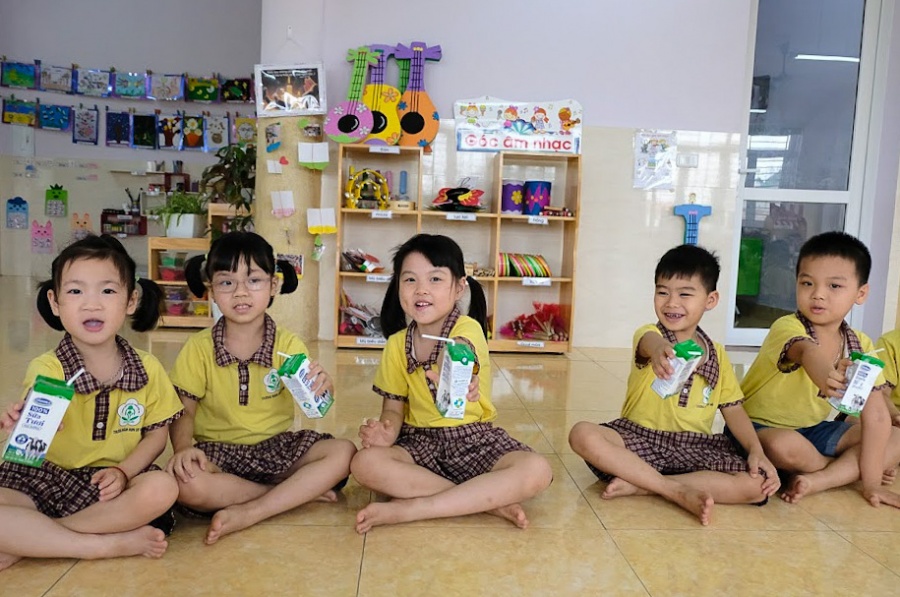 hon 1 trieu tre mau giao va hoc sinh tieu hoc toan thanh pho ha noi tham gia chuong trinh sua hoc duong