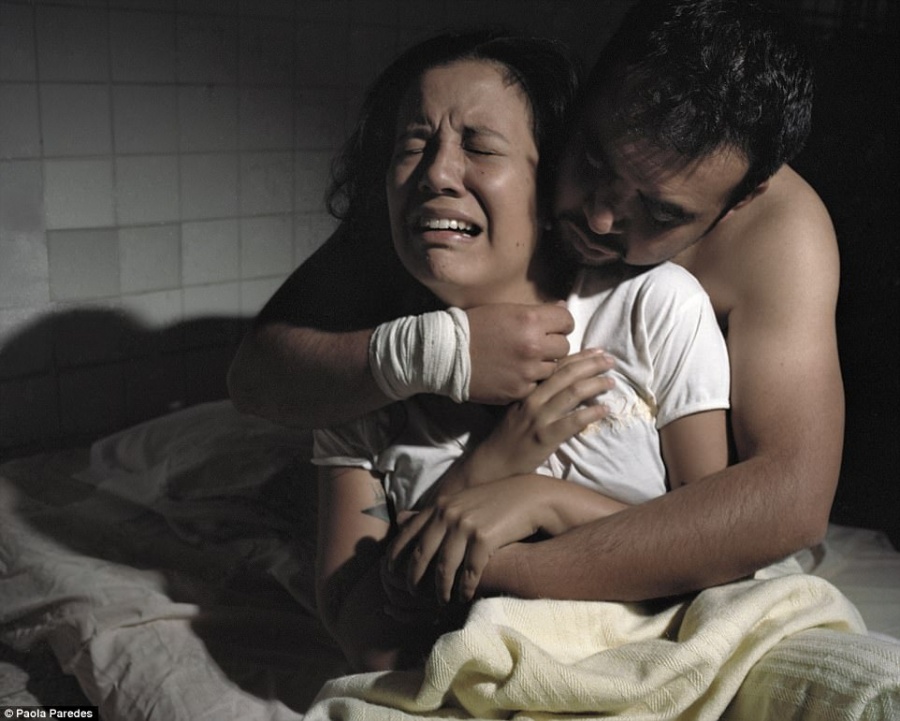 Vén bức màn bí mật kinh hoàng bên trong những phòng khám 'chữa bệnh đồng tính' ở Ecuador ven buc man bi mat kinh hoang ben trong nhung phong kham chua benh dong tinh o ecuador