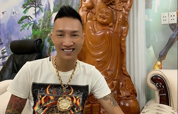 "Giang hồ mạng" Huấn Hoa Hồng vừa bị bắt là ai?