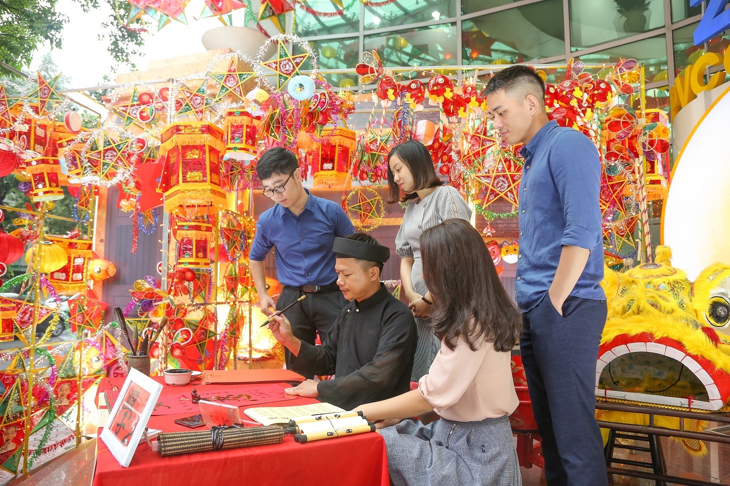 khong gian trung thu doc dao giua long ha noi