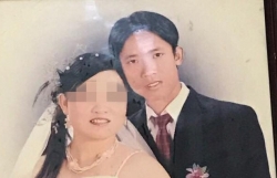 Thấy vợ nghe điện thoại, chồng nổi cơn ghen chém vợ nhiều nhát