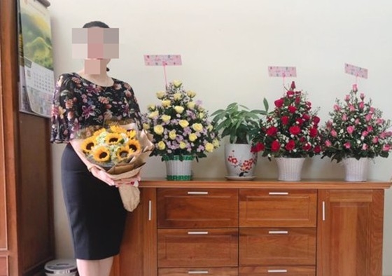 nu truong phong xinh dep dung bang gia o tinh uy dak lak la ai
