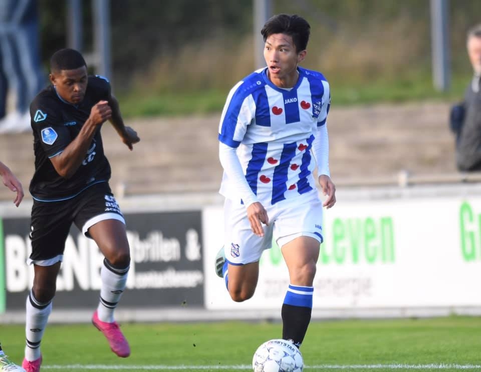 van hau co kha nang ra san trong tran dau toi cua sc heerenveen