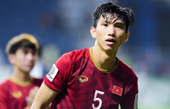 doan van hau bat ngo bi loai khoi cuoc dua cau thu tre xuat sac nhat dong nam a