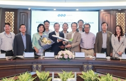 tap doan flc gap mat doan truong cac co quan dai dien viet nam tai nuoc ngoai nhiem ky 2019 2022