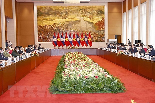 Quan hệ hợp tác Việt Nam-Lào giữ đà phát triển trên tất cả các kênh | Chính trị | Vietnam+ (VietnamPlus)