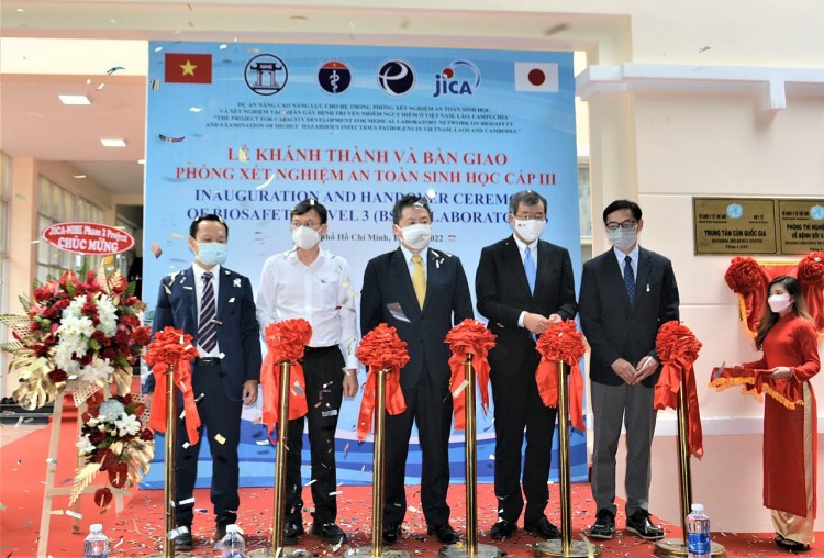 Lễ cắt băng khánh thành phòng BSL-3 tại Viện Pasteur Tp. HCM